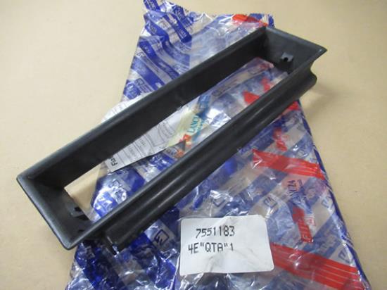 7551183 Olieradiator windtunnel