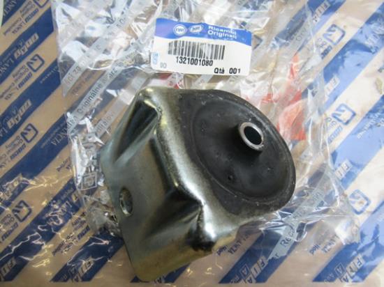 1321001080 Beugel radiateur