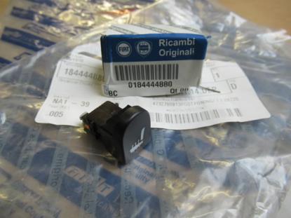 184444880 Schakelaar verwarmde voorstoelen