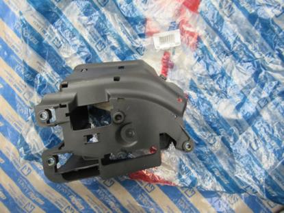 46757376 Steun voor zekeringkast