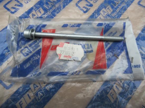 7738332 Bout met ring M6x95