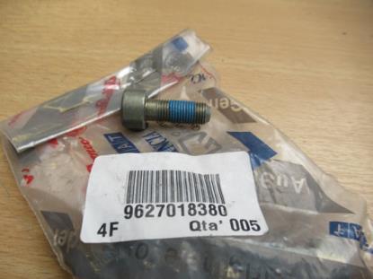 9627018380 Bout vliegwiel M8x16mm