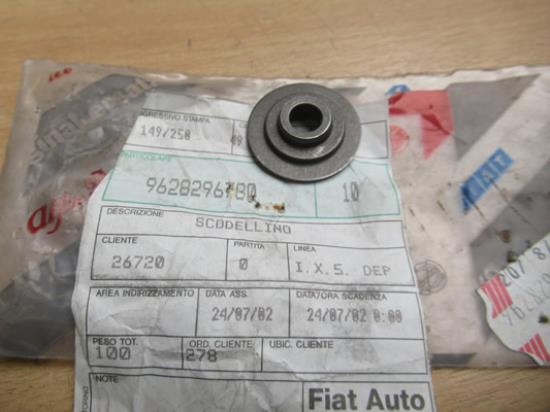 9628296780 Schotel voor distributie