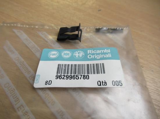 9629965780 Clip voor dashboard