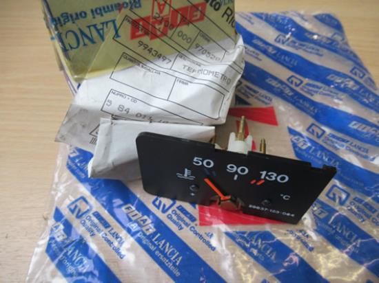 9943497 Temperatuurmeter dashboard