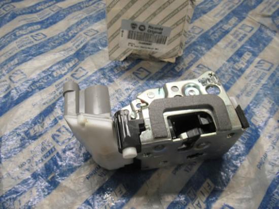 46536067 Slotmechaniek voor portier rechtsachter