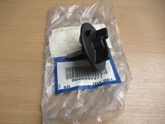 46552977 Bout reservewiel bevestiging