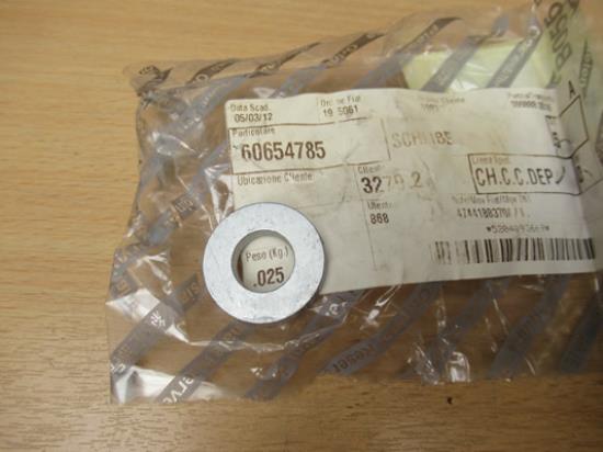 60654785 Ring achtervering