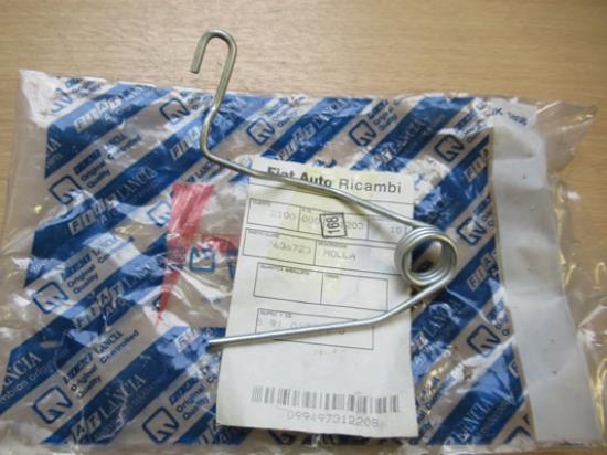 7636723 Veer voor motorkapontgrendeling