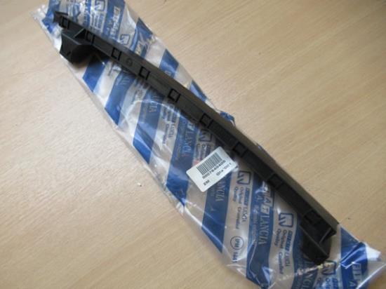 7640405 Raamgeleider linksvoor