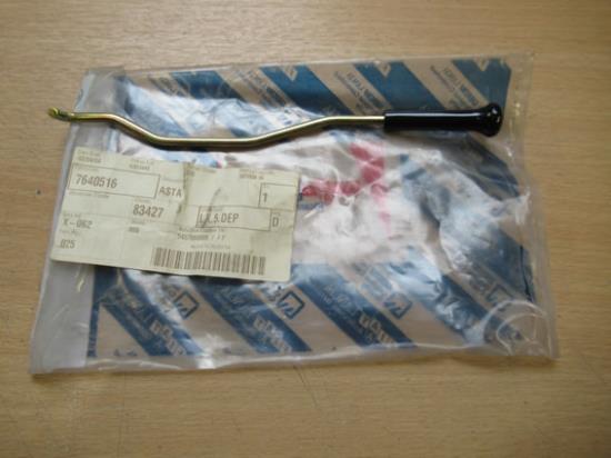 7640516 As portiervergrendeling linksvoor