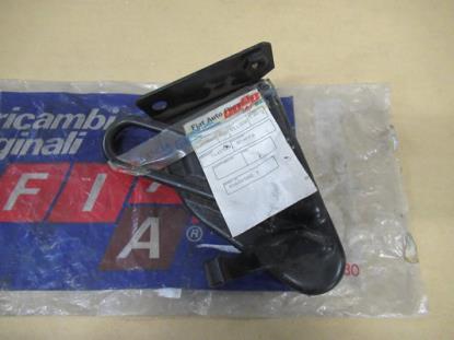 7640529 Beugel bumper linksachter