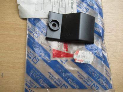 7641971 Beugel voor bevestiging stootstrip