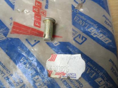 4103996 Pen voor rem