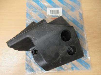 46305576 Bescherming motorruimte rechterzijde