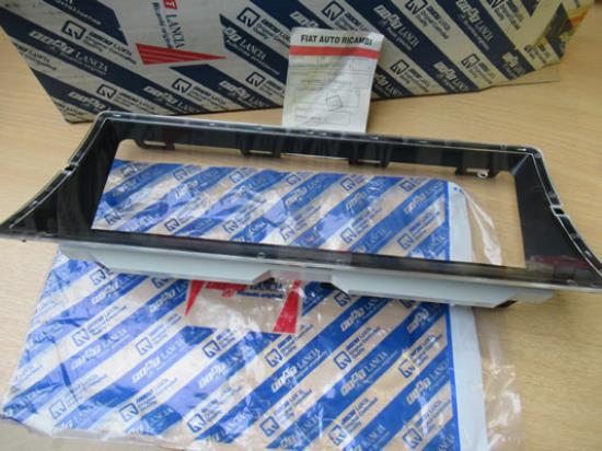 9943952 Behuizing instrumentenpaneel