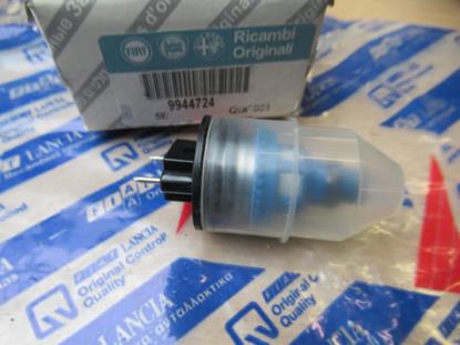 9944724 Injector