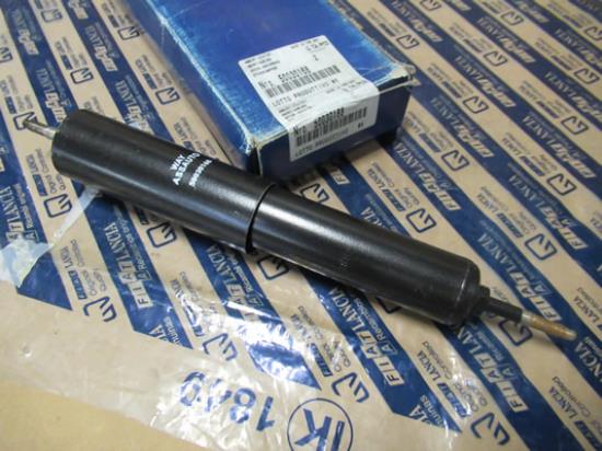 50030168 Schokbreker achterzijde