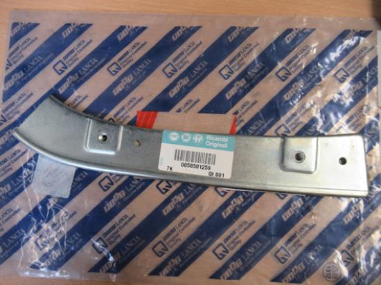 50501259 Beugel bumper linksachter