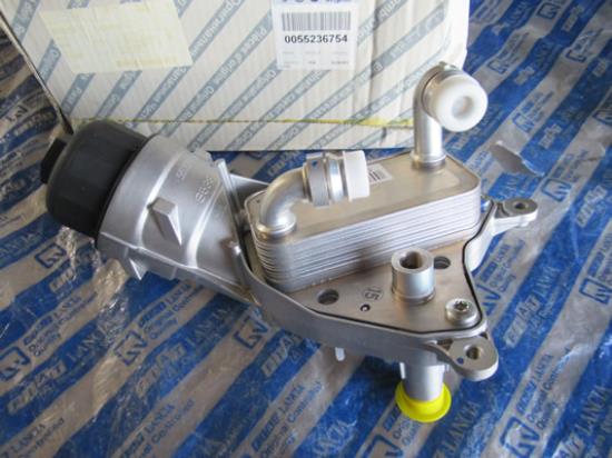 55236754 Oliekoelerhuis