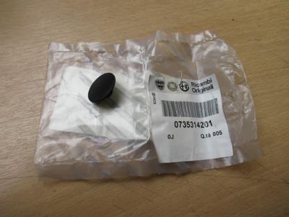 735314201 Knop voor kofferbak bekleding