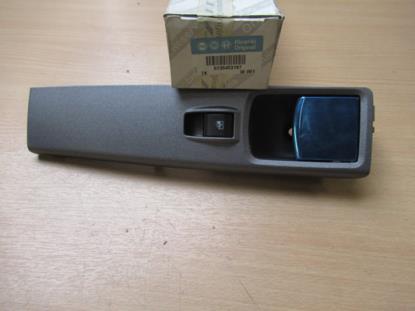 735453197 Bedieningspaneel rechterzijde