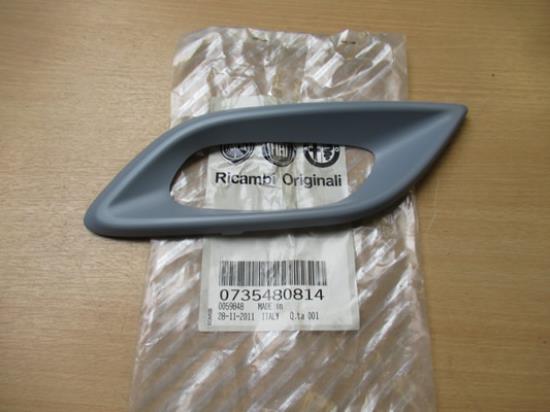 735480814 Sierstuk voor mistlamp rechterzijde