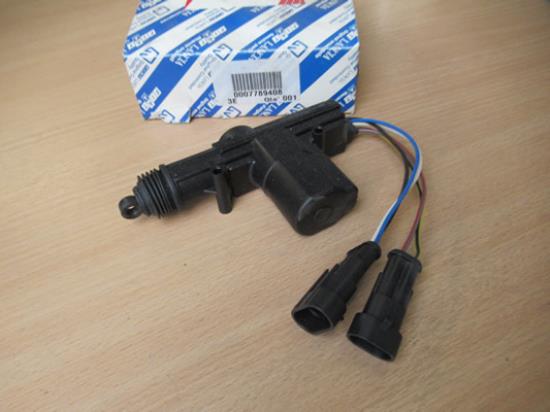 7789408 Sensor voor centrale deurvergrendeling