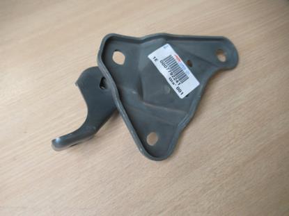 7792241 Beugel voor motorsteun