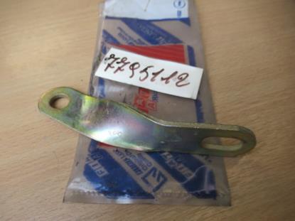 7795112 Beugel uitlaat