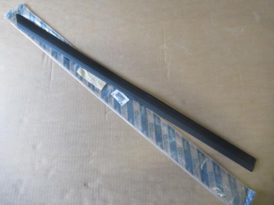 82444099 Sierlijst rechterzijde