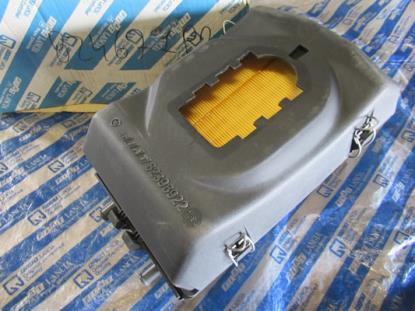 82467197 Luchtfilterhuis