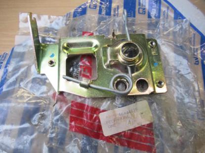 46446125 Slotplaat motorkap