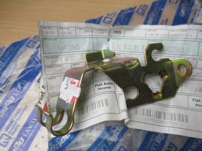 46453565 Beugel remmen linkerzijde