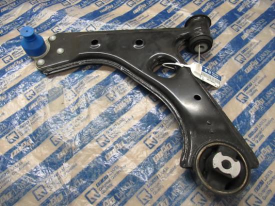 51783057 Draagarm linksvoor