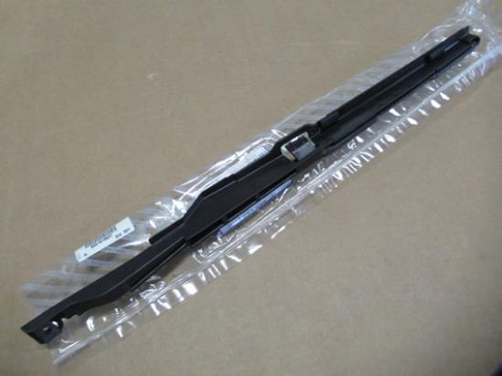 51818631 Beugel links voor raamrubber naar paravan