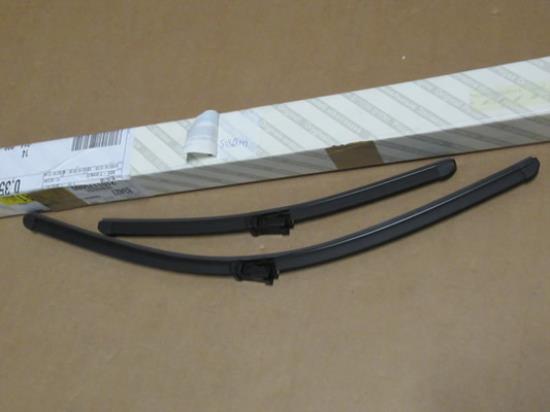 51868149 Ruitenwisserset