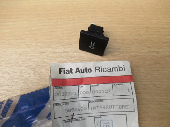 5892620 Schakelaar binnenverlichting