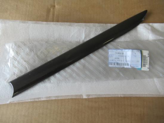 735452725 Stootstrip linksachter