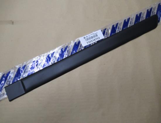 735518753 Stootstrip linksachter