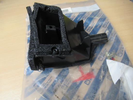 7545844 Luchtrooster linkerzijde