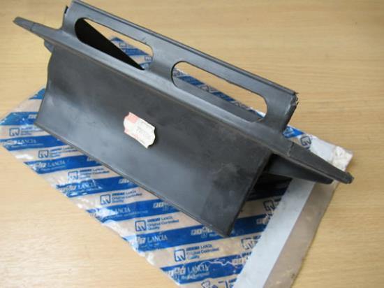 7551336 Luchtinlaat voor warmte wisselaar