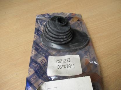 7571233 Hoes versnelling