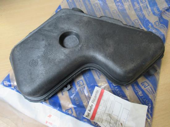 7573698 Koelvloeistofreservoir