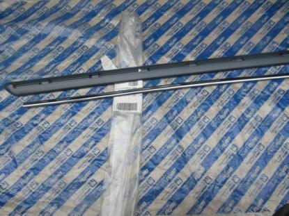 9464229088 Sierlijst met chrome rechtsachter