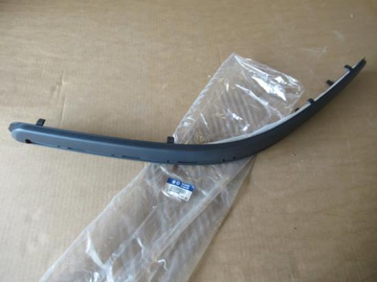 9464231988 Sierlijst voorbumper linkerzijde