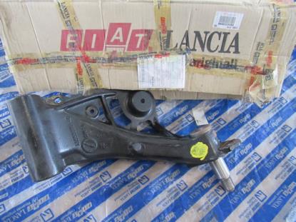 46553689 Draagarm linksachter