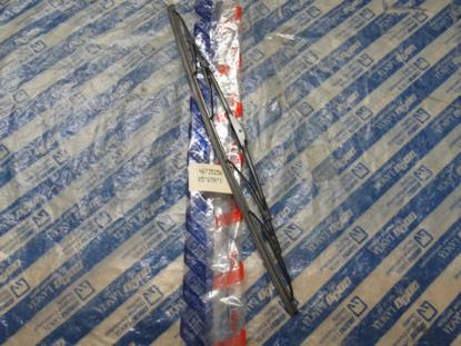 46735256 Ruitenwisser voorzijde rechts