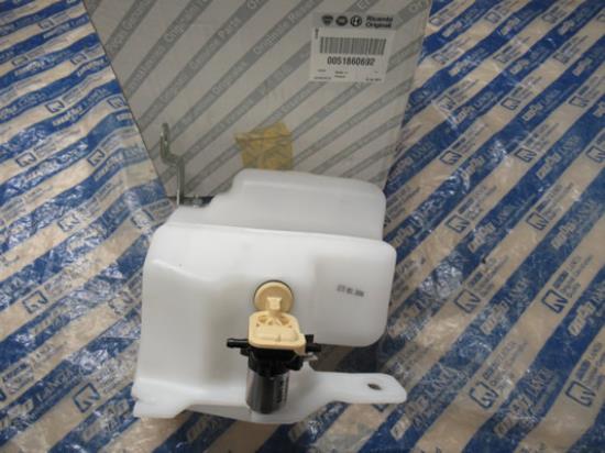 51860692 Ruitensproeiervloeistof reservoir