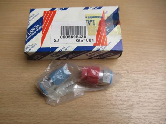 5895426 Airco kit connector